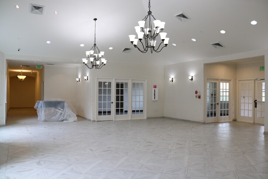 More Photos Of 20271 Stone Oak Pkwy, San Antonio Skilled Nursing Facility For Sale