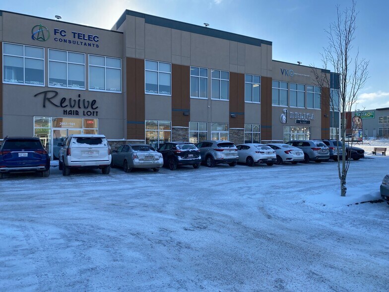 More Photos Of 2951 Ellwood Dr, Edmonton Storefront Retail Office For Lease