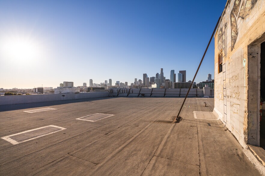 More Photos Of 800-810 Traction Ave, Los Angeles Office For Sale