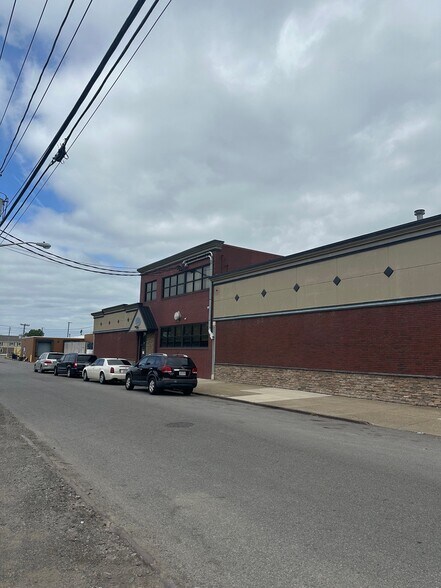 Primary Photo Of 321 Ramsdell Ave, Buffalo Warehouse For Lease