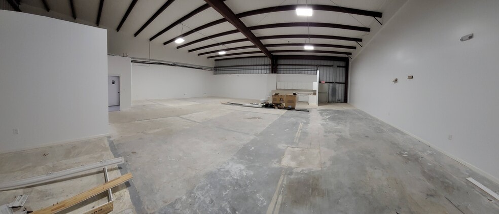 More Photos Of 21925 Franz Rd, Katy Warehouse For Lease