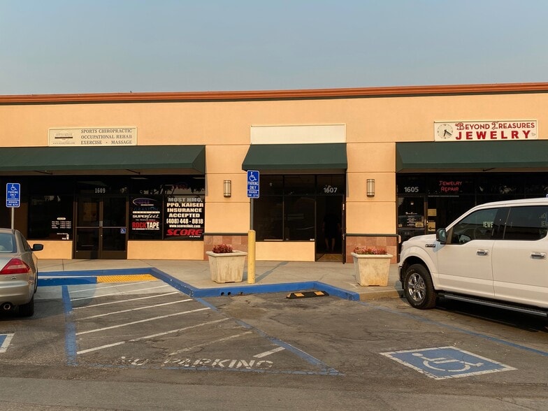 More Photos Of 1601-1615 Meridian Ave, San Jose Drugstore For Lease