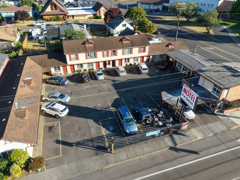 More Photos Of 2178 Winchester Ave, Reedsport Hotel For Sale