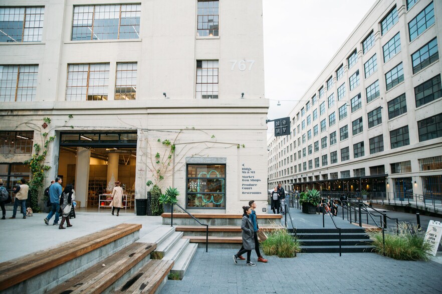 More Photos Of 767 S Alameda St, Los Angeles Loft Creative Space For Lease
