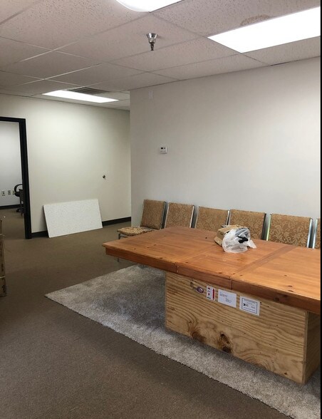 More Photos Of 849 Pickens Industrial Dr, Marietta Distribution For Lease
