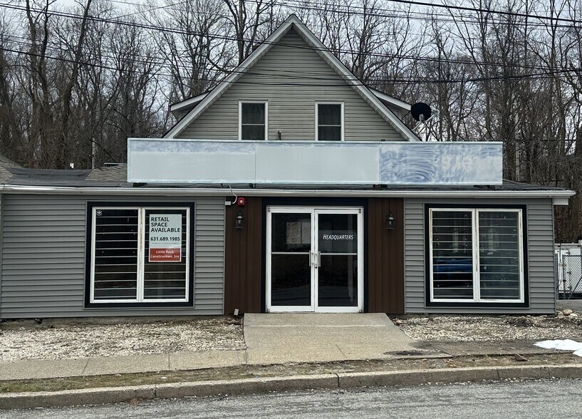 Primary Photo Of 18 Woods Corner Rd, East Setauket Freestanding For Lease