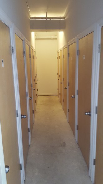 More Photos Of 720 W 47th St, Chicago Apartments For Lease