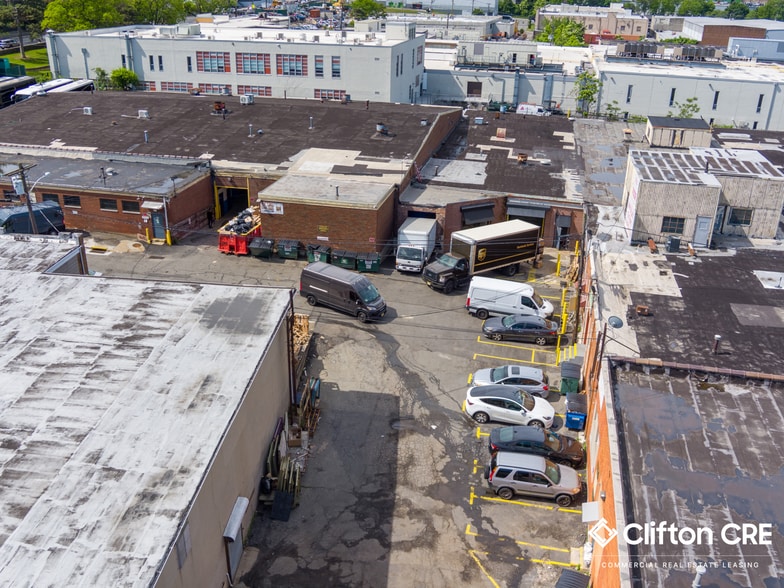 More Photos Of 8555 Tonnelle Ave, North Bergen Warehouse For Lease