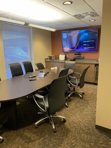 More Photos Of 278 State St, Saint Paul Warehouse For Sale