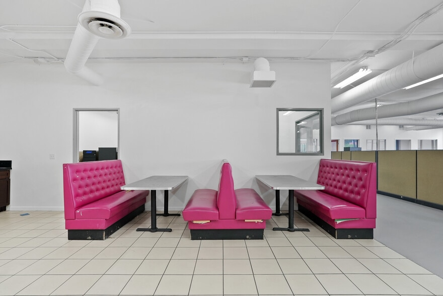 More Photos Of 2215 N Broadway, Santa Ana Medical For Sale