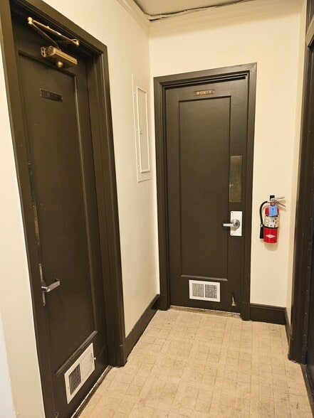 More Photos Of 700 Broadway, San Francisco Apartments For Sale