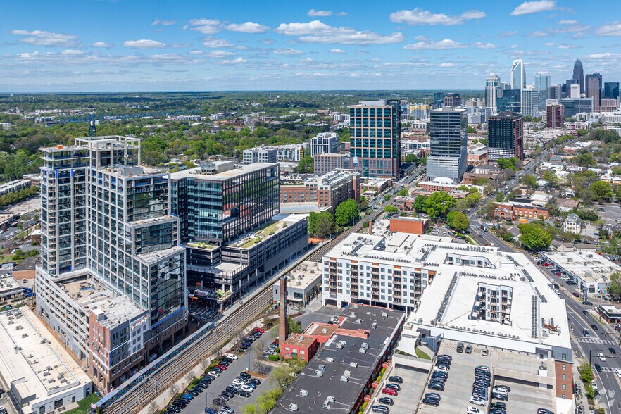 More Photos Of 2151 Hawkins St, Charlotte Office For Lease