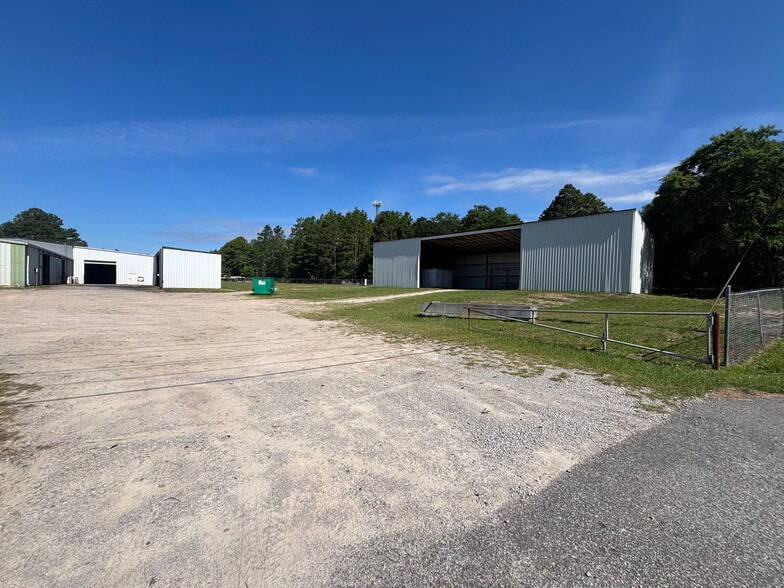 More Photos Of 424 Shelton Rd, West Columbia Warehouse For Sale