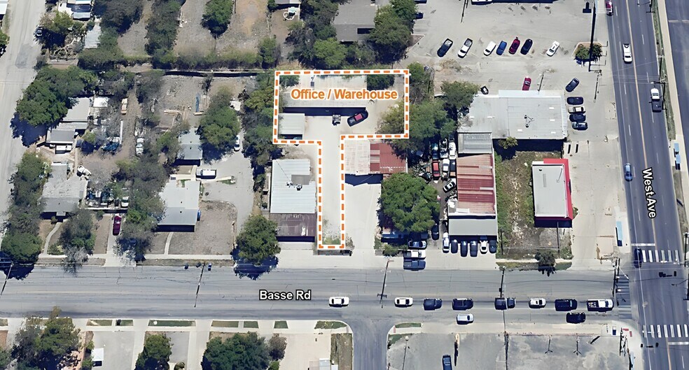 More Photos Of 2418 Basse Rd, San Antonio Flex For Lease