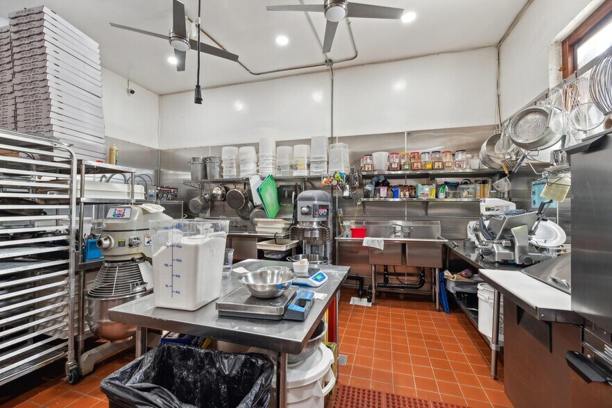 More Photos Of 212 2nd St, Isleton General Retail For Sale