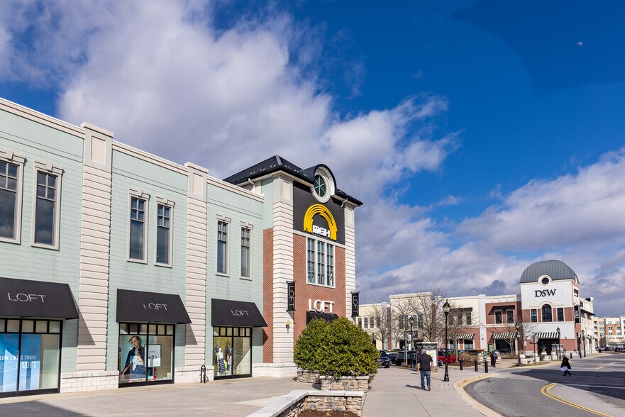 More Photos Of 118 Shawan Rd, Hunt Valley Unknown For Lease