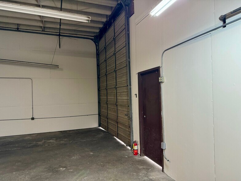 More Photos Of 122 S Delaware St, San Mateo Warehouse For Sale