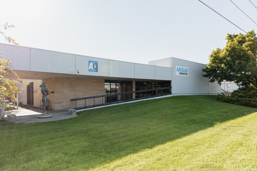 More Photos Of 1160 SW 4th St, Ontario Light Distribution For Sale