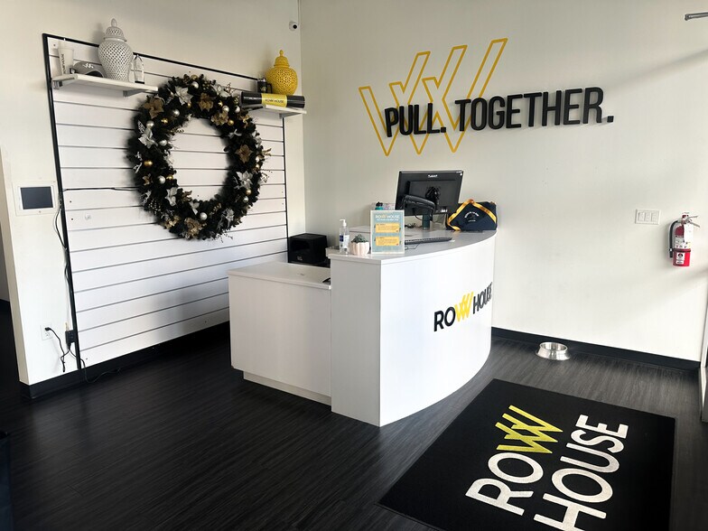 More Photos Of 4203 SW Oregon St, Seattle Storefront For Lease