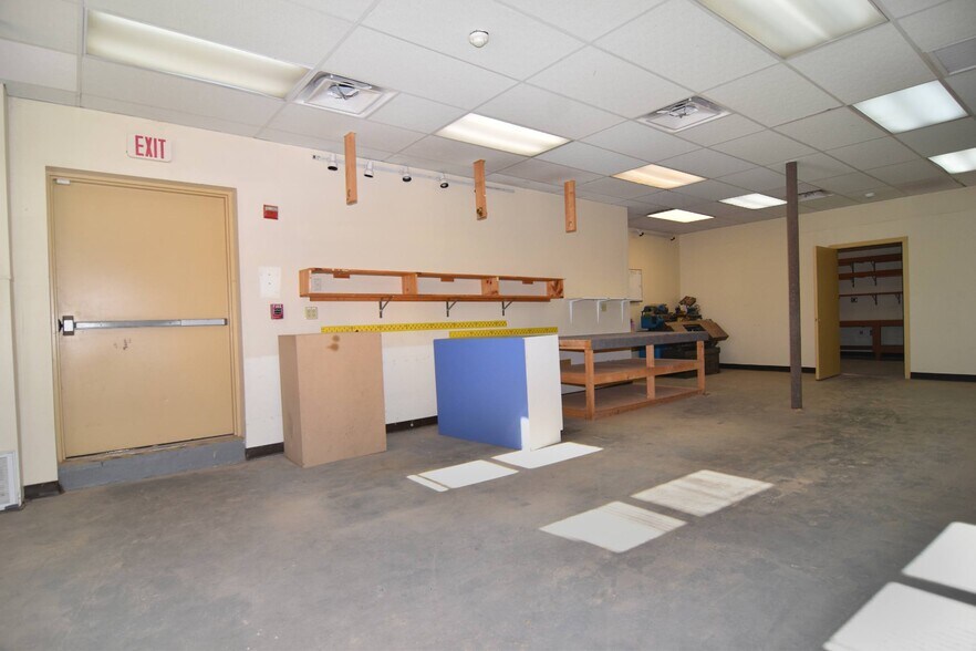 More Photos Of 862 Charles St, Providence Medical For Sale