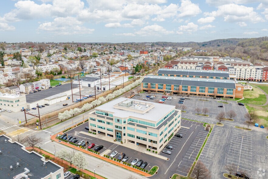 More Photos Of 20 Ash St, Conshohocken Office For Lease