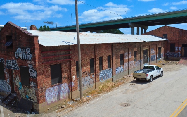 More Photos Of 500 E 1st St, Kansas City Warehouse For Sale