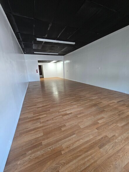 More Photos Of 2327 E 1st St, Los Angeles Storefront For Lease