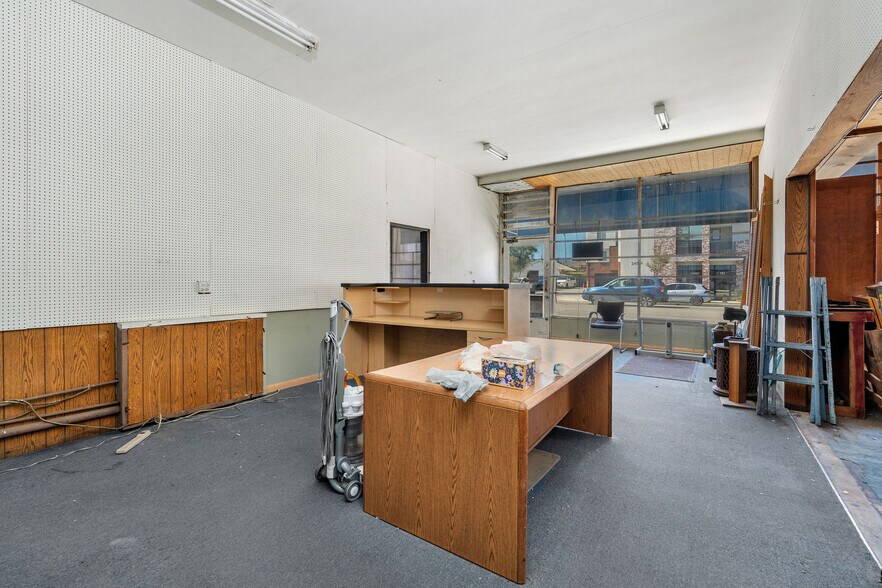 More Photos Of 24816-24820 Narbonne Ave, Lomita Storefront For Sale
