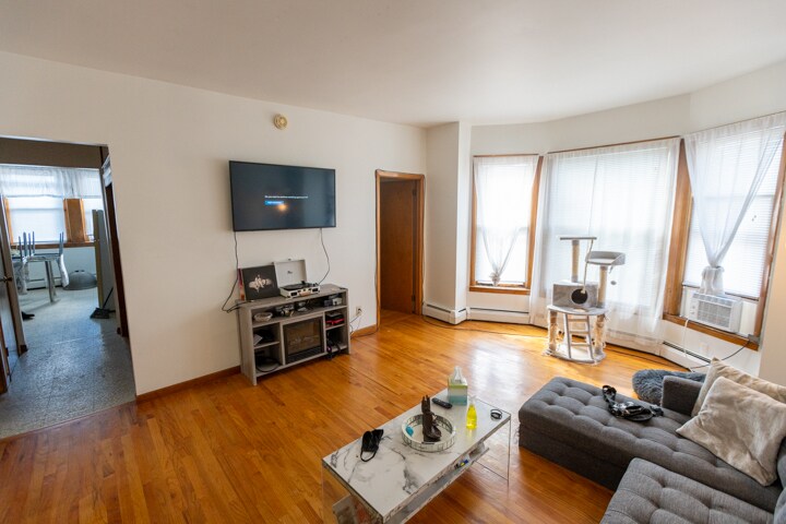 More Photos Of 65-67 Watervliet Ave, Albany Apartments For Lease