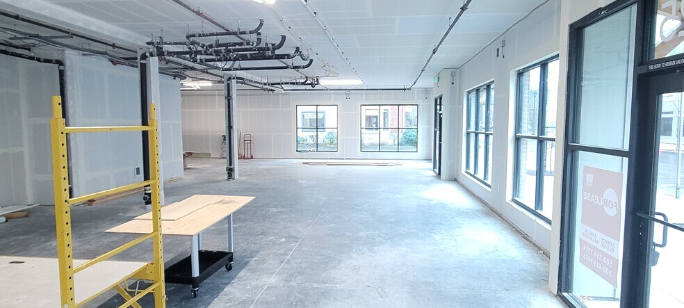 More Photos Of 1625 NE Market Dr, Fairview Apartments For Lease