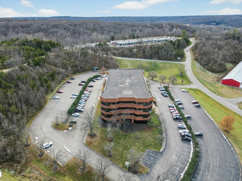More Photos Of 400 TechneCenter Dr, Milford Office For Sale
