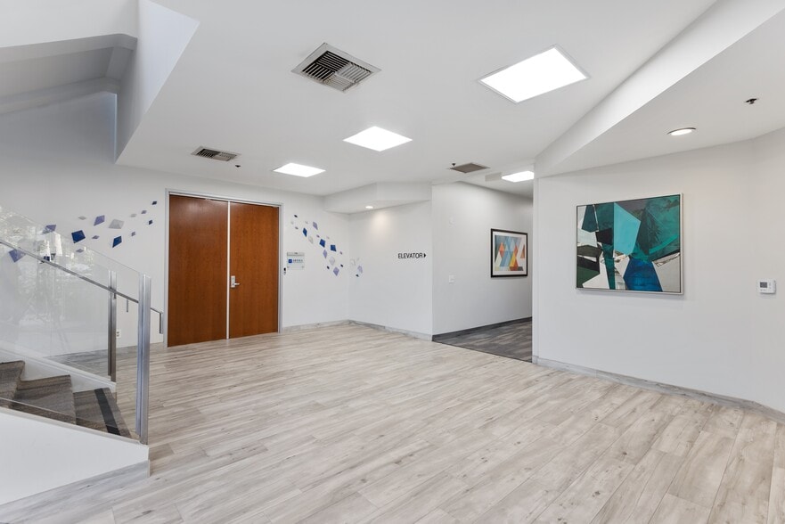 More Photos Of 31200 Via Colinas, Westlake Village Office For Lease