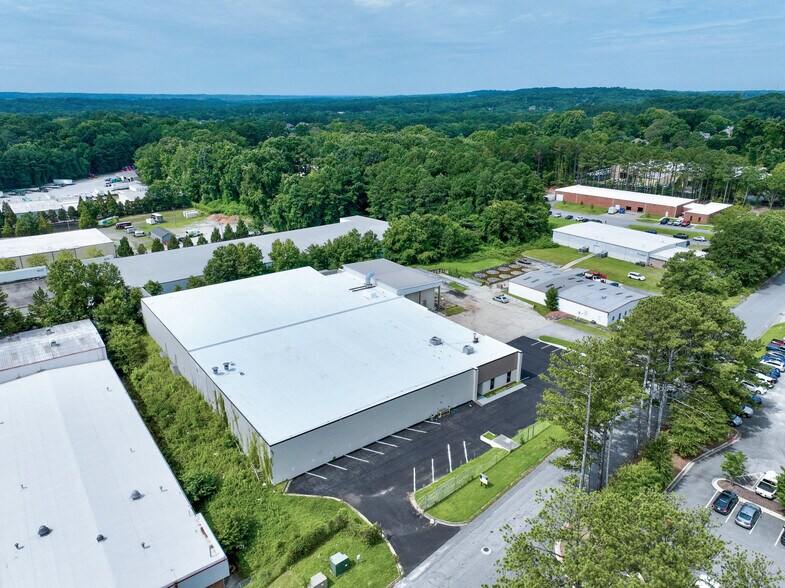 More Photos Of 1850 S Cobb Industrial Blvd, Smyrna Warehouse For Lease