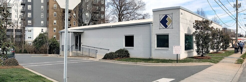 More Photos Of 306 Clanton Rd, Charlotte Office For Lease