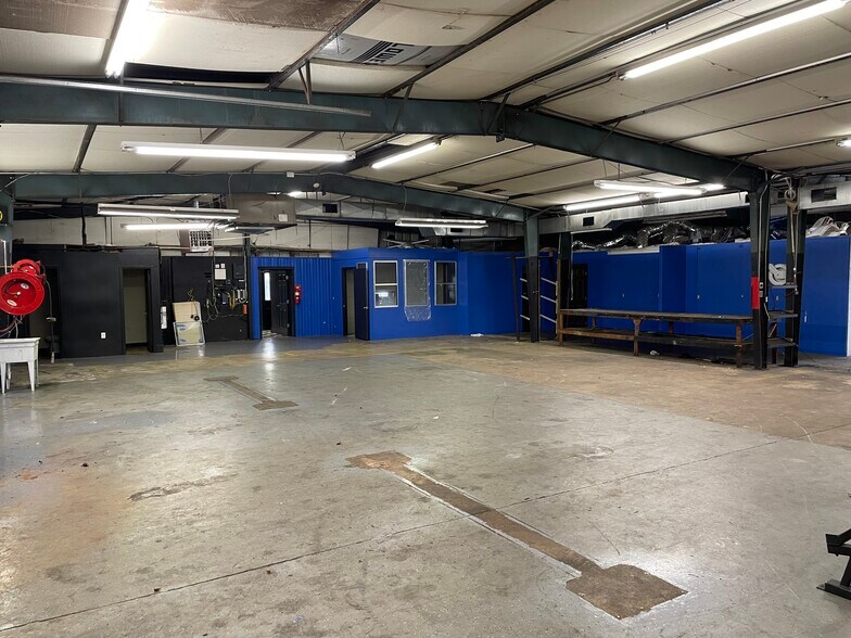More Photos Of 403 Highway 183, Piedmont Light Manufacturing For Lease