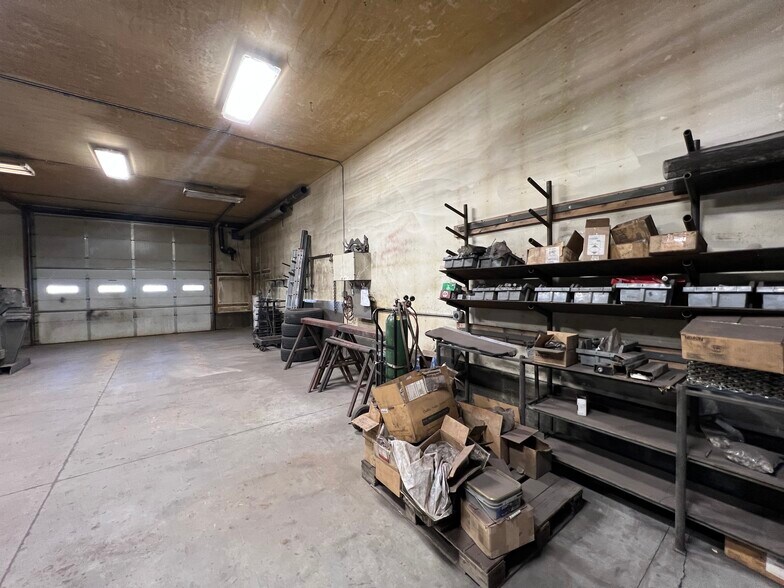 More Photos Of 6101 S 2nd St, Tetonia Service For Sale