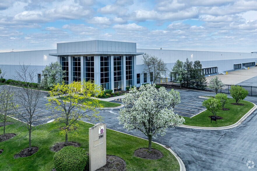 More Photos Of 2301 Ellis Ct, New Lenox Distribution For Lease