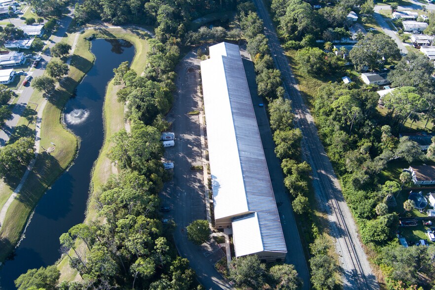 More Photos Of 585 Commonwealth Blvd, Port Orange Manufacturing For Sale