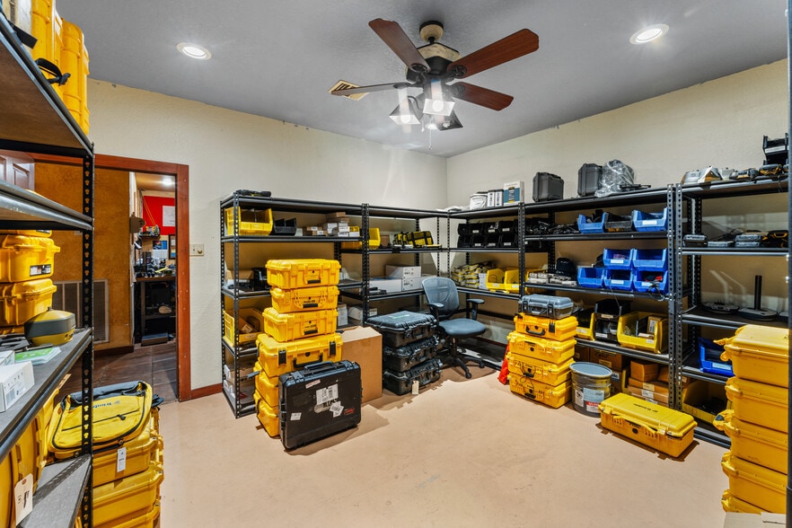 More Photos Of 23111 FM 1462 Rd, Damon Land For Sale