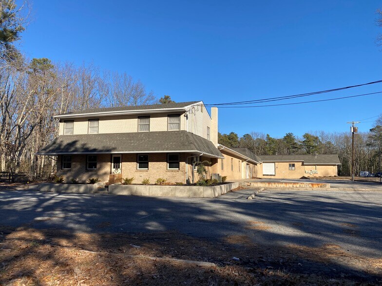 More Photos Of 612 Gravelly Hollow Rd, Medford Warehouse For Lease
