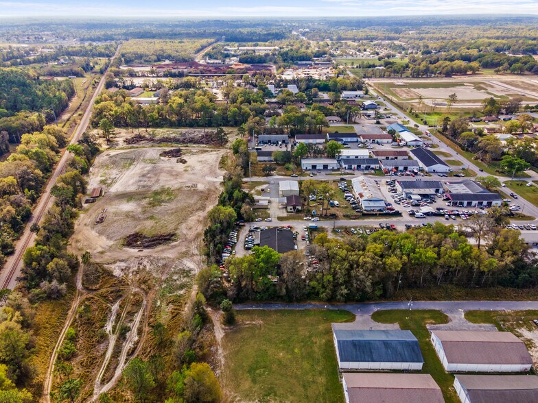 More Photos Of 3721 NE 44th St, Ocala Industrial For Sale