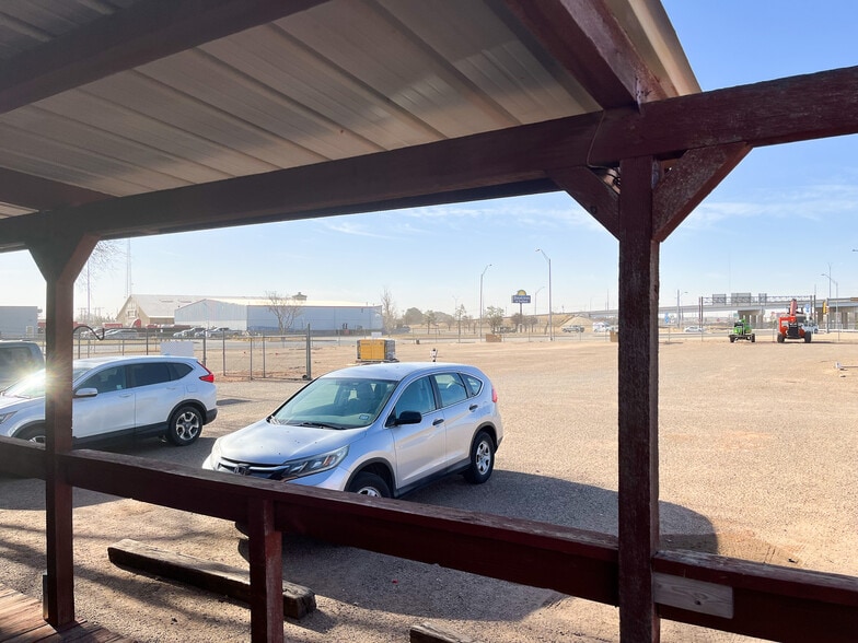 More Photos Of 5906 Avenue A, Lubbock Industrial For Sale