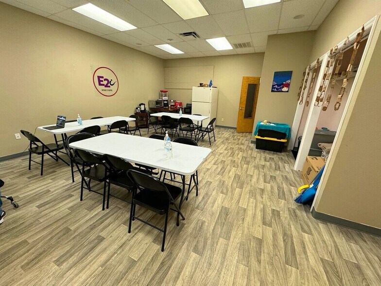 More Photos Of 8800 49th St N, Pinellas Park Unknown For Lease