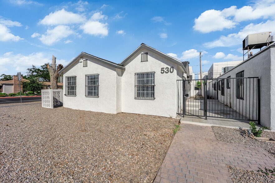 More Photos Of 530 S 7th St, Las Vegas Office Residential For Lease