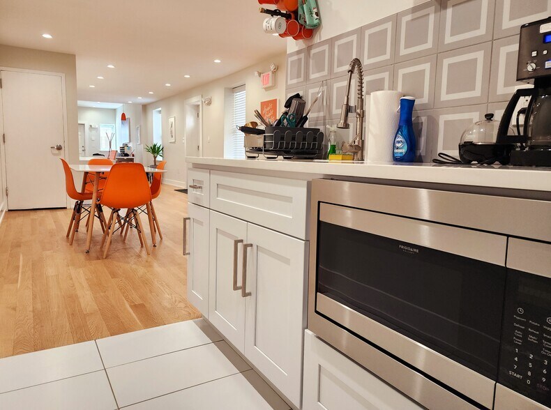 More Photos Of 2709 E Allegheny Ave, Philadelphia Office Residential For Sale