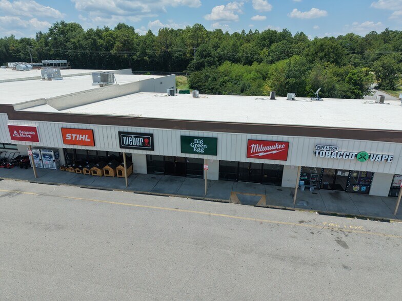 More Photos Of 601 N Main St, New Ellenton Unknown For Lease