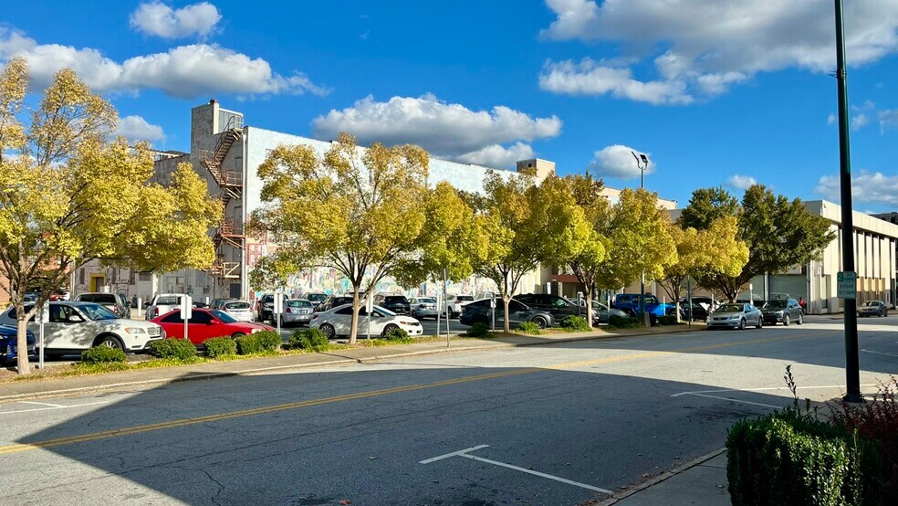 More Photos Of 217 S Church St, Salisbury Religious Facility For Lease