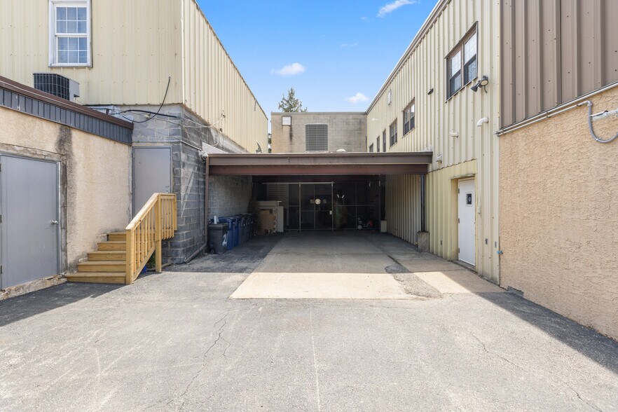 More Photos Of 22-26 E Mount Pleasant Ave, Ambler Office Residential For Sale