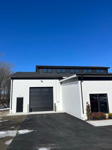More Photos Of 45 Maple St, Warwick Light Manufacturing For Lease