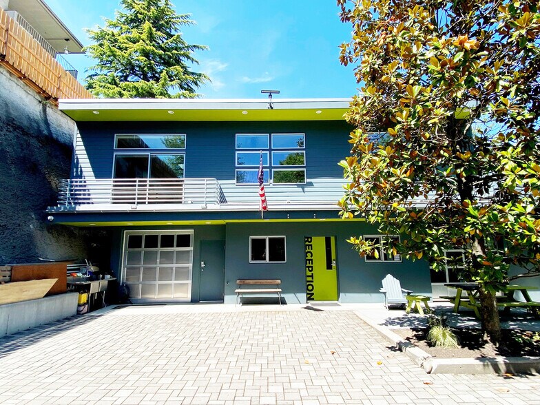 Primary Photo Of 921 Aurora Ave N, Seattle Office For Sale